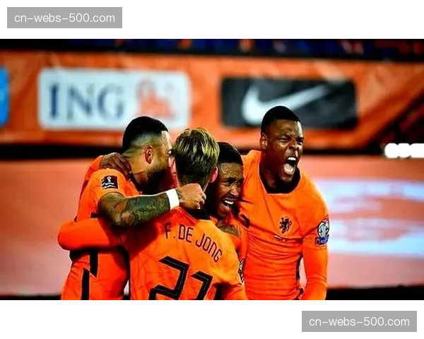 世预赛欧洲区:荷兰3-0完胜爱尔兰,以小组第二身份直接出线 世预赛欧洲区:荷兰3-0完胜爱尔兰,以小组第二身份直接出线